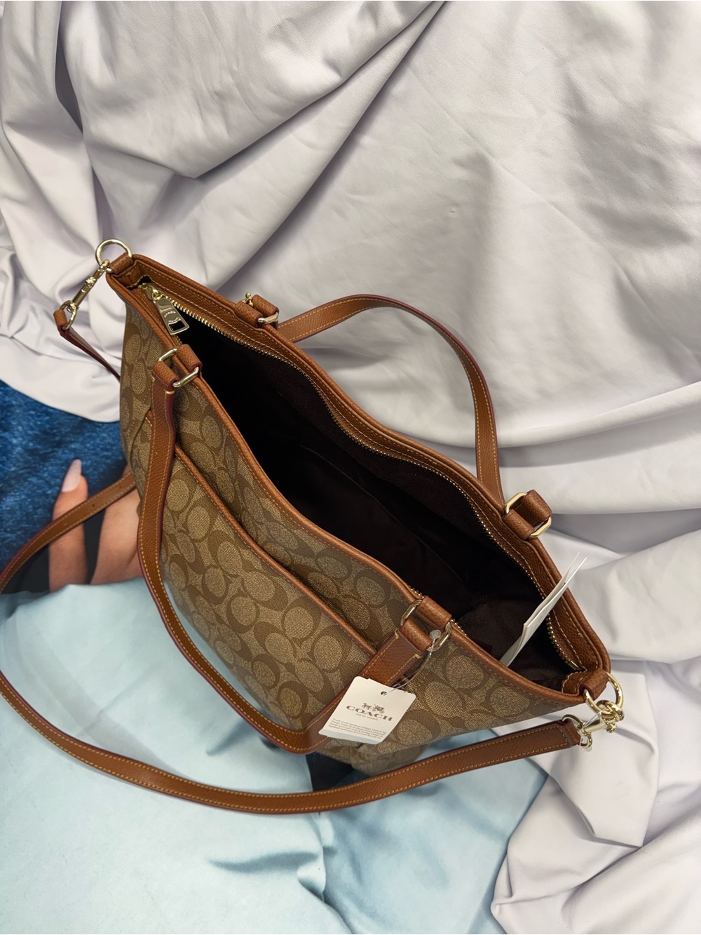 (new+tag) Coach Signature Tote / Shoulder Bag / Crossbody in Khaki Saddle Brown - Picture 5 of 16